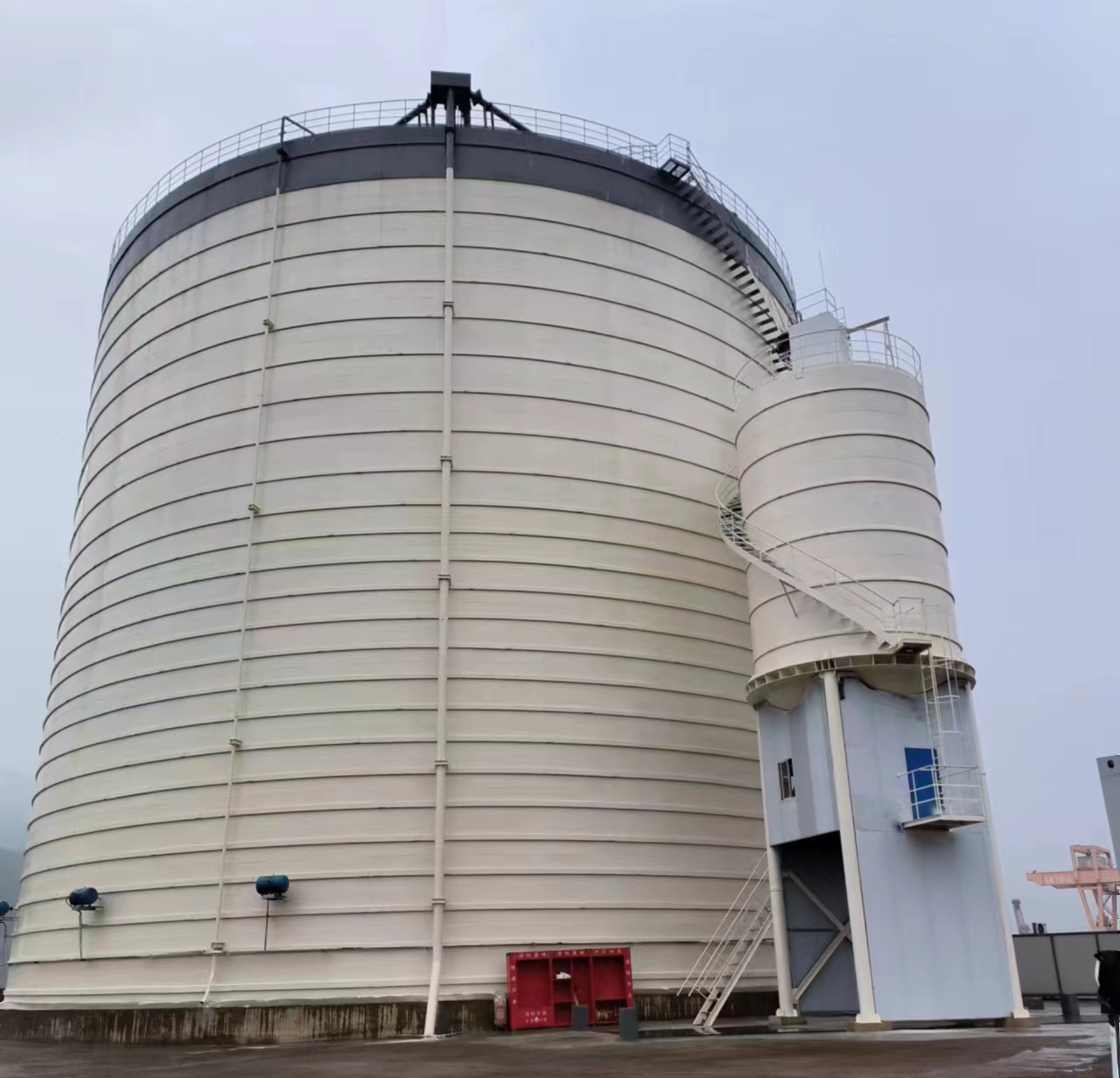 鹰潭10万吨水泥钢板库